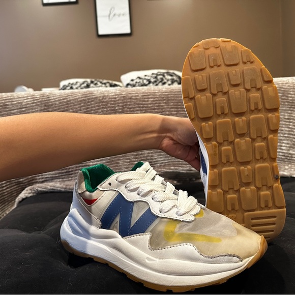 New balance running shoes - Picture 3 of 3